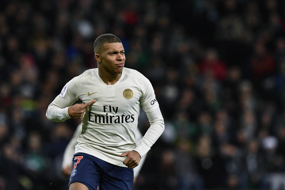 解说:今天莱昂纳德简直是战神卡归来 快船要开启北伐了吗?